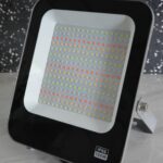 REFLECTOR SMART CON CONTROL CELULAR  6.5K, RGB Y DIMABLE 100W